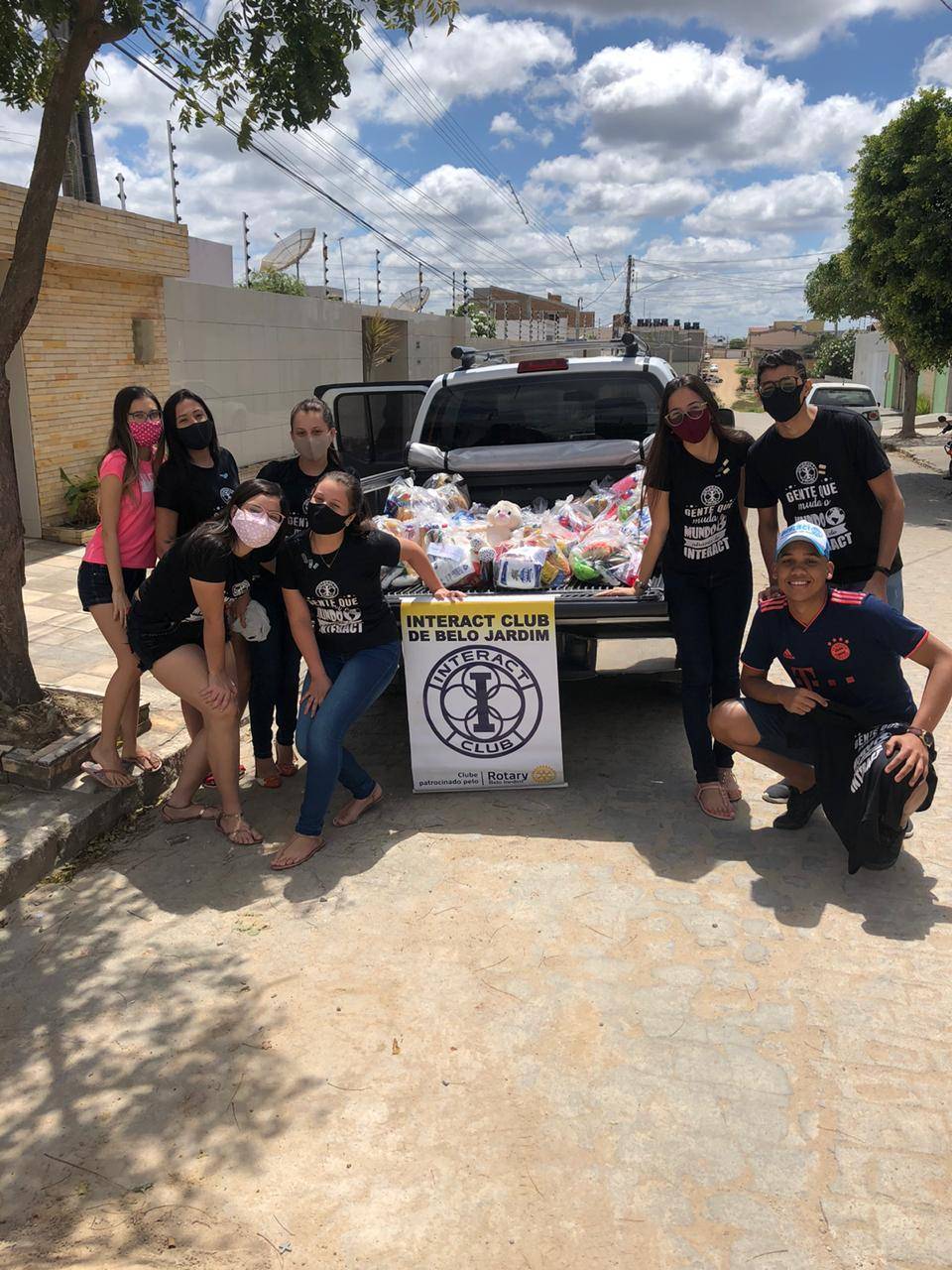 Entrega de Cestas Básicas