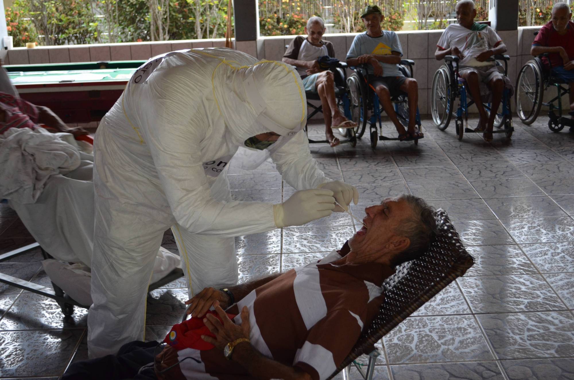 Flagrante da coleta em um dos internos