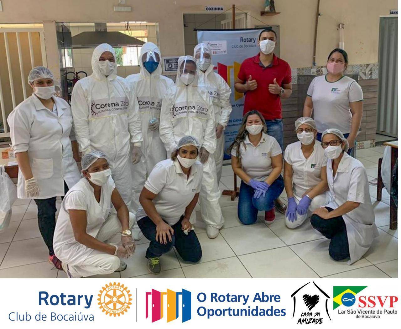 Voluntários do Projeto Corona Zero