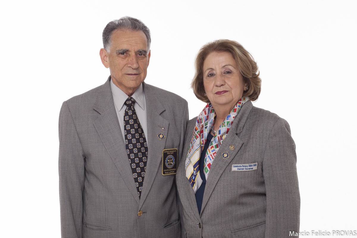 Maura A.B.F de Queiroz, coordenadora de administração do Distrito e Valdeir Fagundes de Queiroz palestrantes do seminário