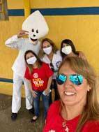 Zé Gotinha e participantes